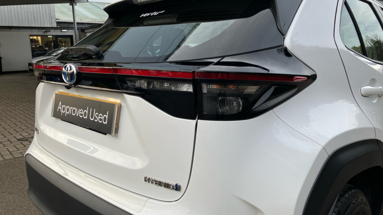 Toyota Yaris Cross 1.5 Hybrid Icon 5dr CVT Hybrid Estate